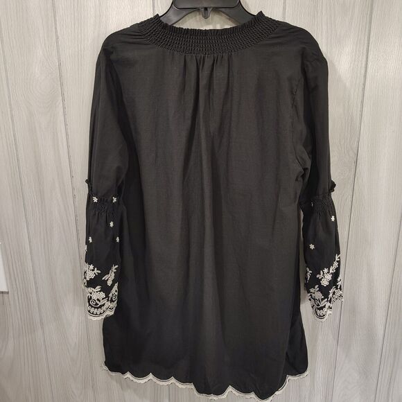 Est 1946 Black And White Floral Embroidered Blouse Side Split Small - Picture 3 of 8